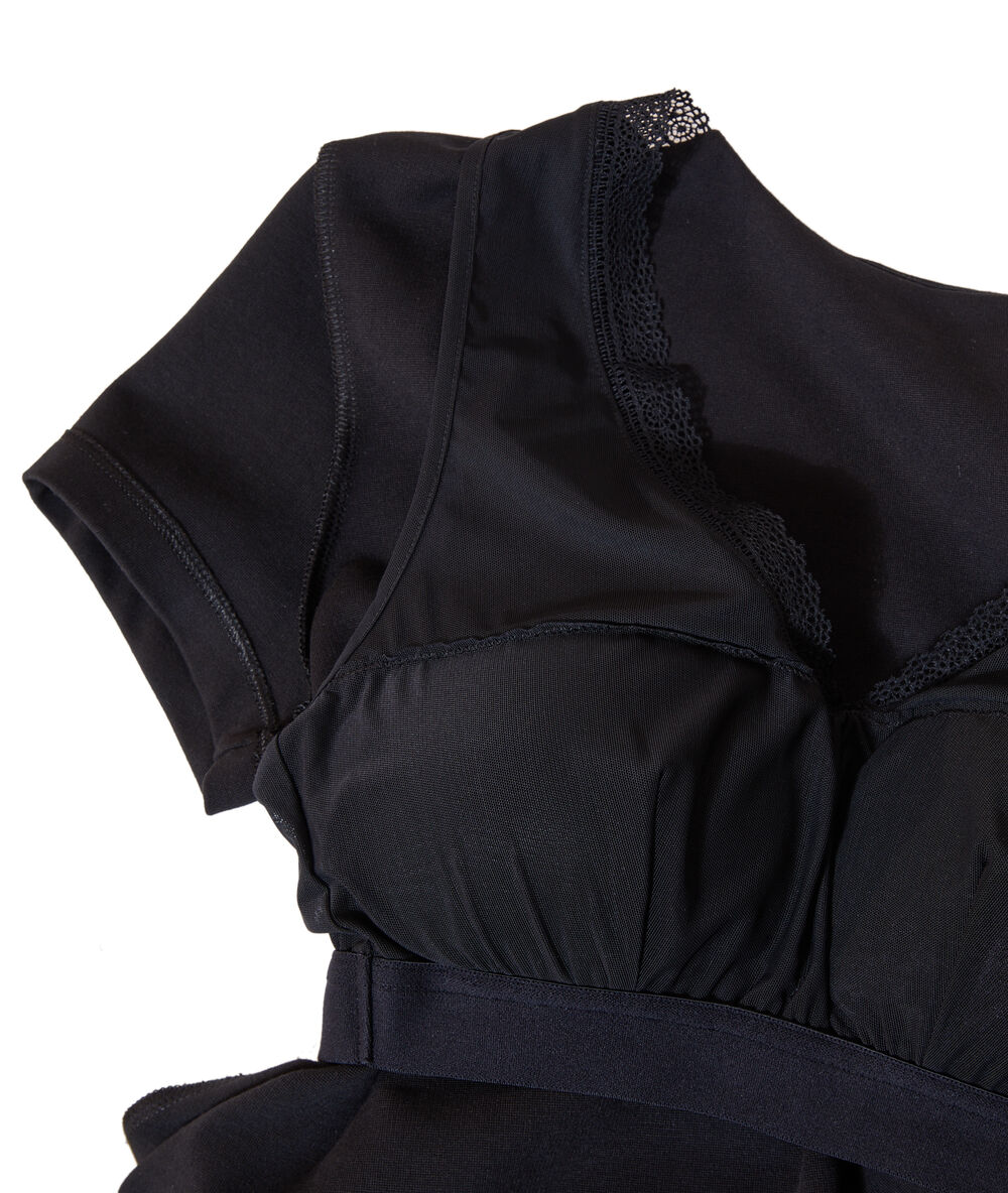 Body cuello alto 2 en 1 con top integrado negro.