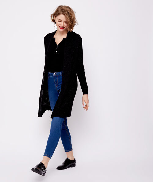 Jersey de punto fino con cuello abotonado negro.