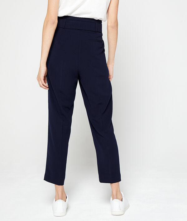 Pantalón alto con cinturón Pantalón alto con cinturón