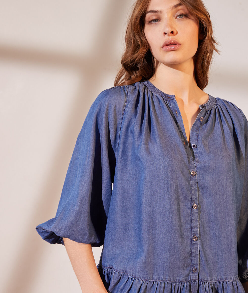 Vestido vaquero, manga abullonada azul.