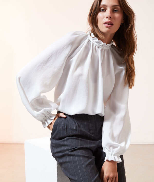 Blusa detalles fruncidos Blusa detalles fruncidos