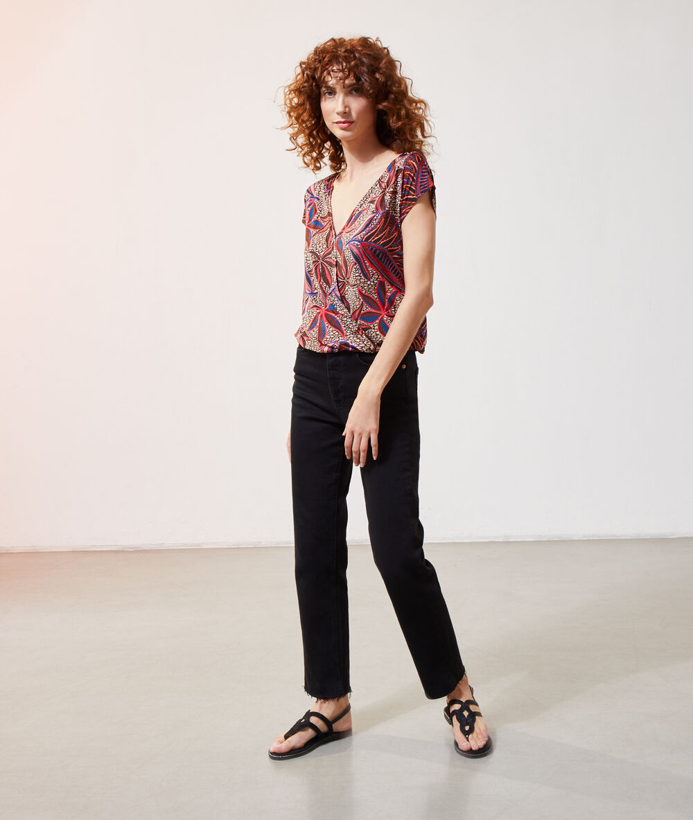 Top estampado hojas sabana.