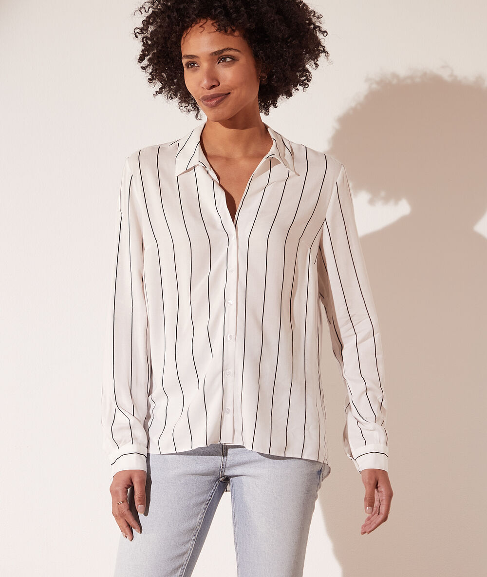 Camisa estampado de rayas crudo.