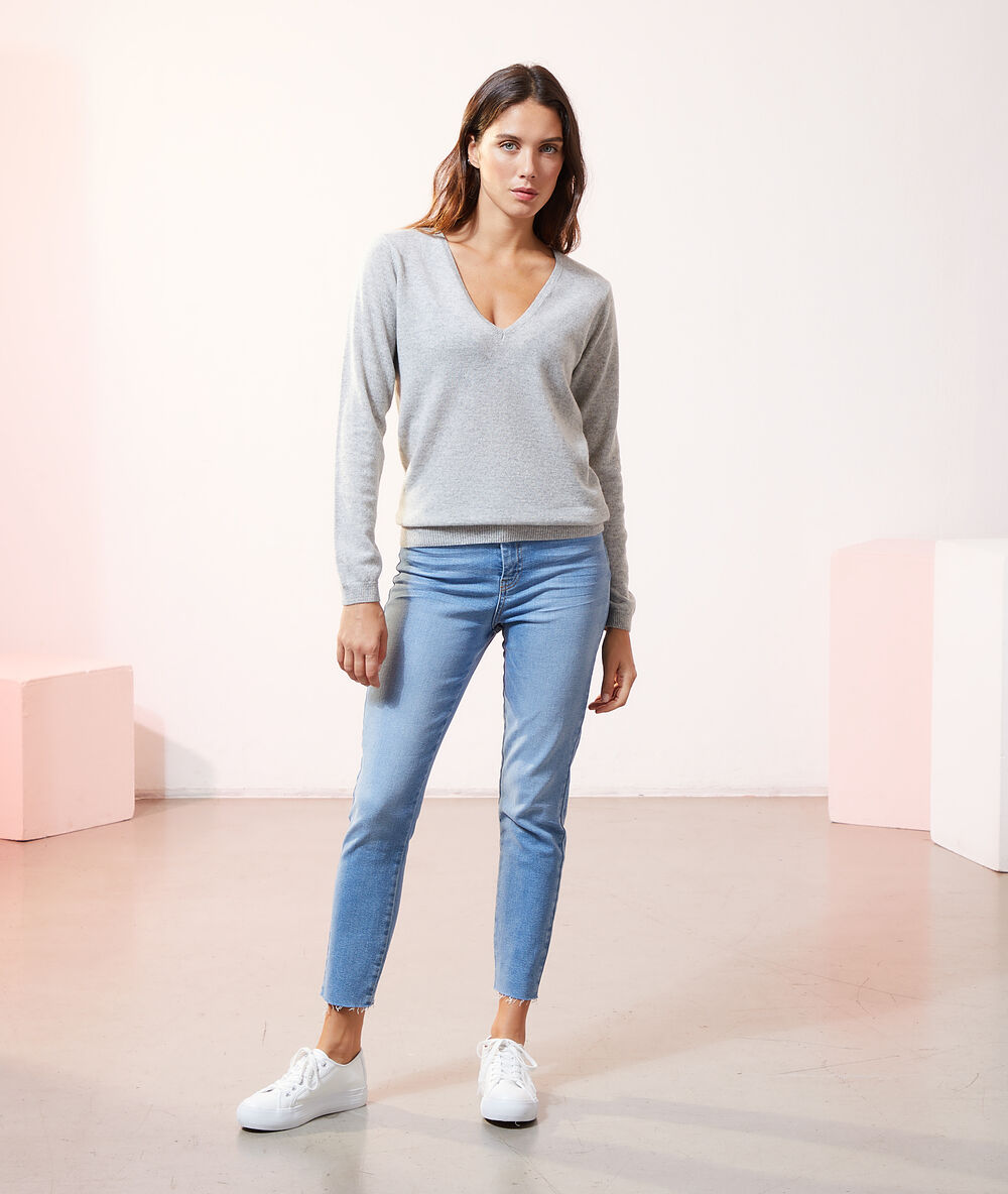 Jersey de cachemira, escote en v c.gris jaspeado.