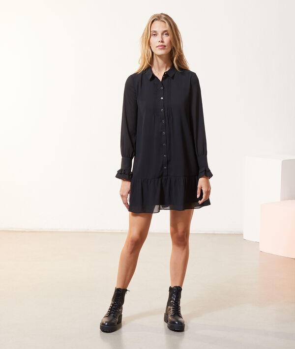 Robe boutonnée, détails plissés Robe boutonnée, détails plissés