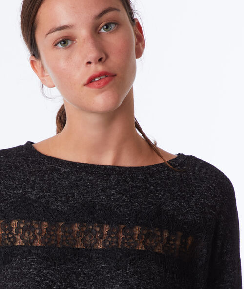 Camiseta manga larga motivos guipur Camiseta manga larga motivos guipur