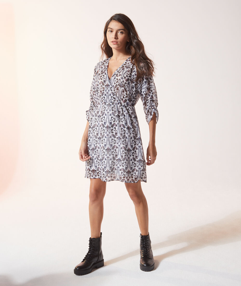 Robe courte imprimée fleurie ecru.