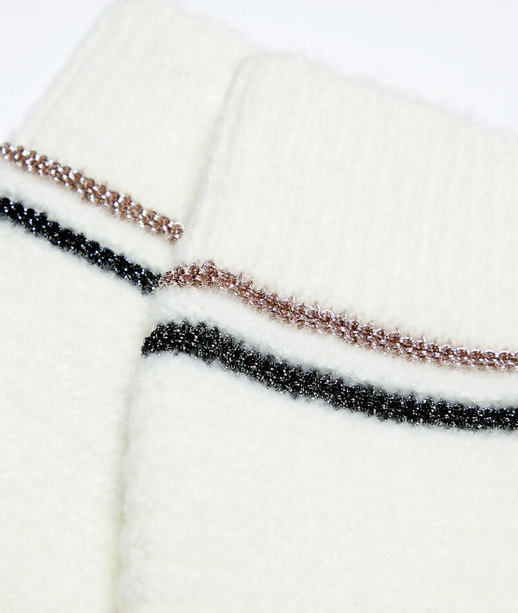 Guantes a rayas metalizados crudo.