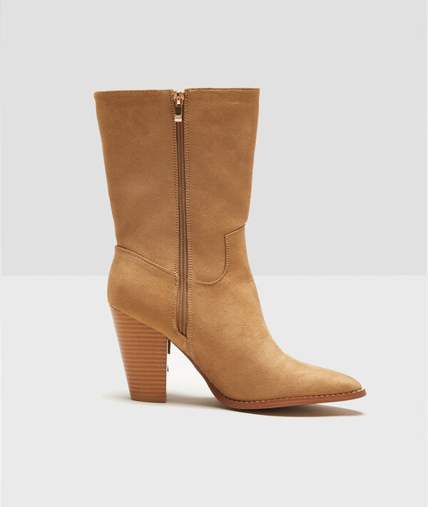 Botines con flecos Botines con flecos