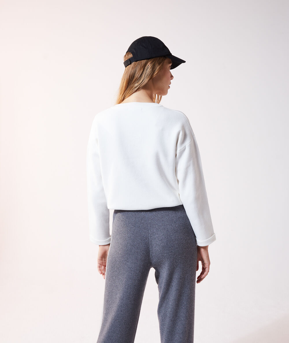 Sudadera cierre con cremallera crudo.
