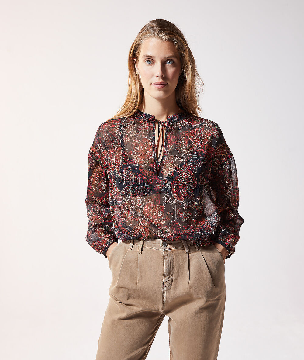 Blouse transparente imprimé cachemire noir.