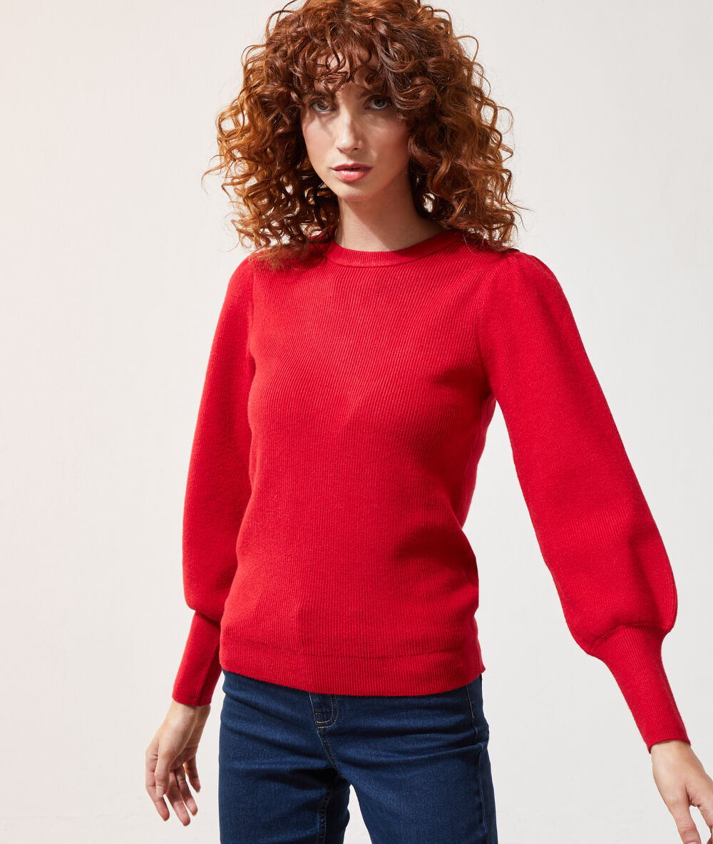 Jersey mangas balón rojo.