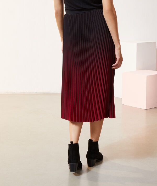 Falda midi plisada Falda midi plisada