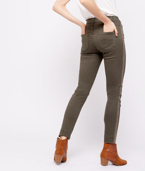 Pantalón skinny con franjas laterales Pantalón skinny con franjas laterales