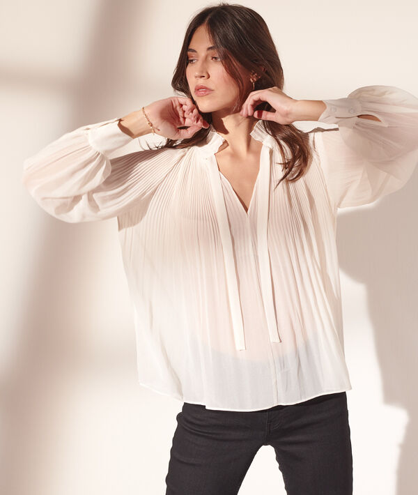 Blusa plisada con lazo Blusa plisada con lazo
