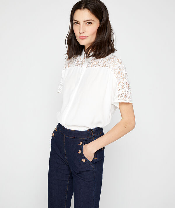 Camisa con detalles de guipur Camisa con detalles de guipur