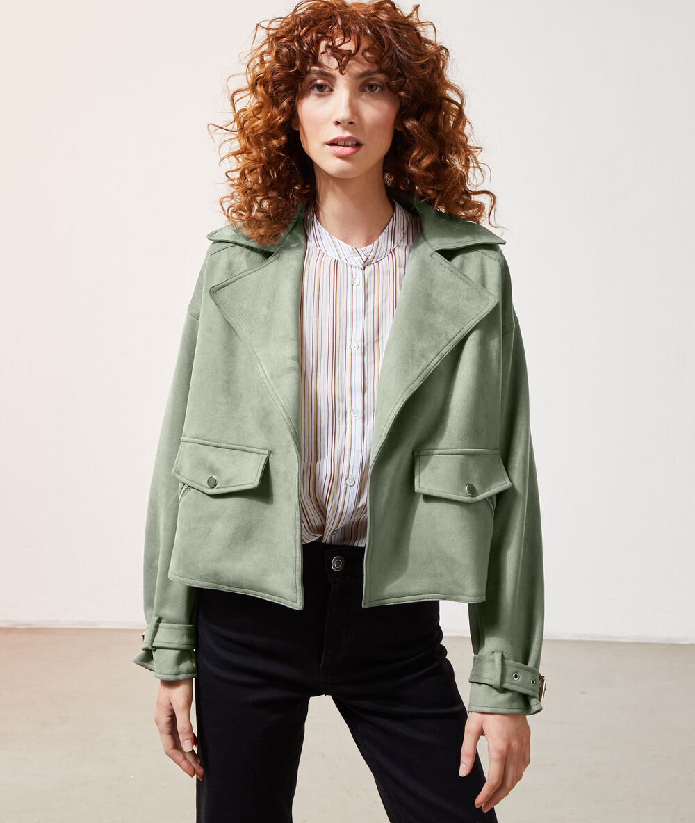 Chaqueta tipo biker, efecto ante caqui.
