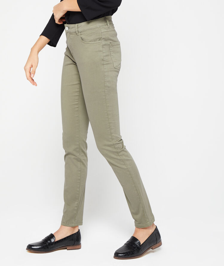 Pantalón ajustado de algodón caqui.