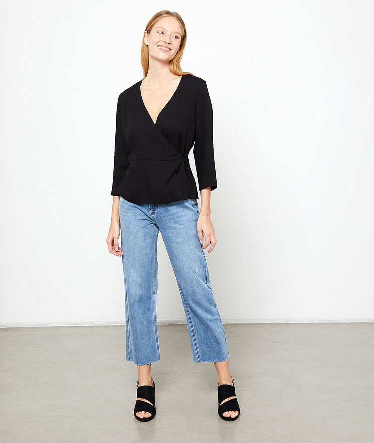 Blusa cruzada negro.