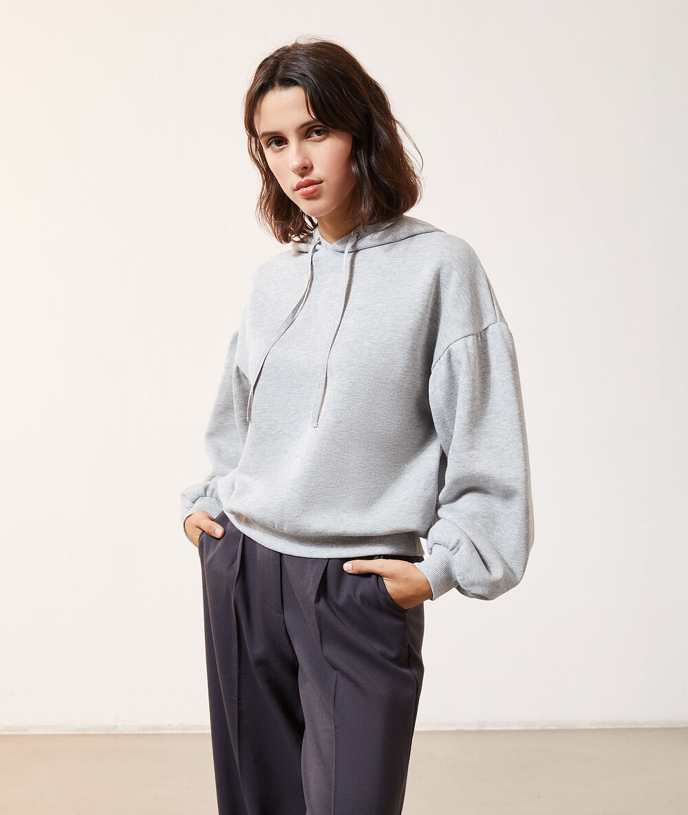 Sudadera con capucha c.gris jaspeado.