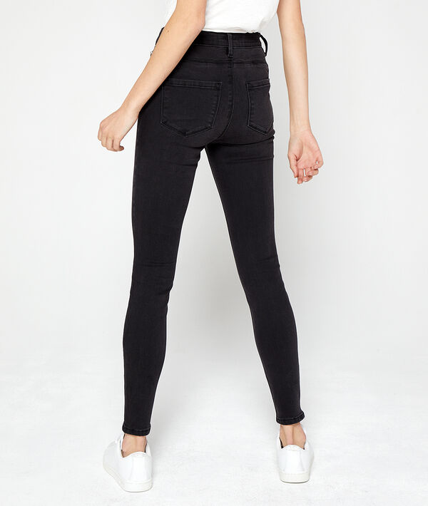 Pantalón vaquero pitillo Pantalón vaquero pitillo