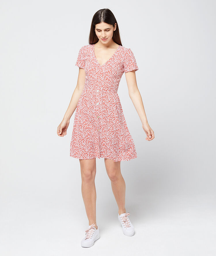 Vestido estampado floral carmín.
