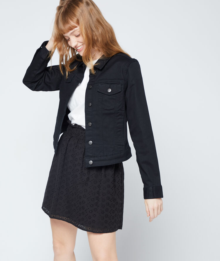 Chaqueta vaquera negro.