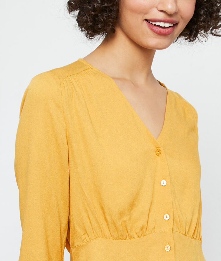 Blusa cuello en v c.miel.