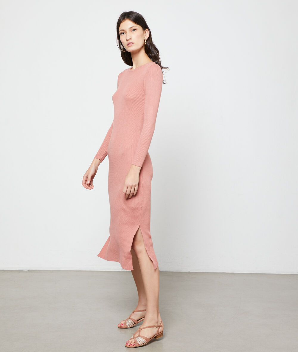 Vestido espalda abierta rosa.