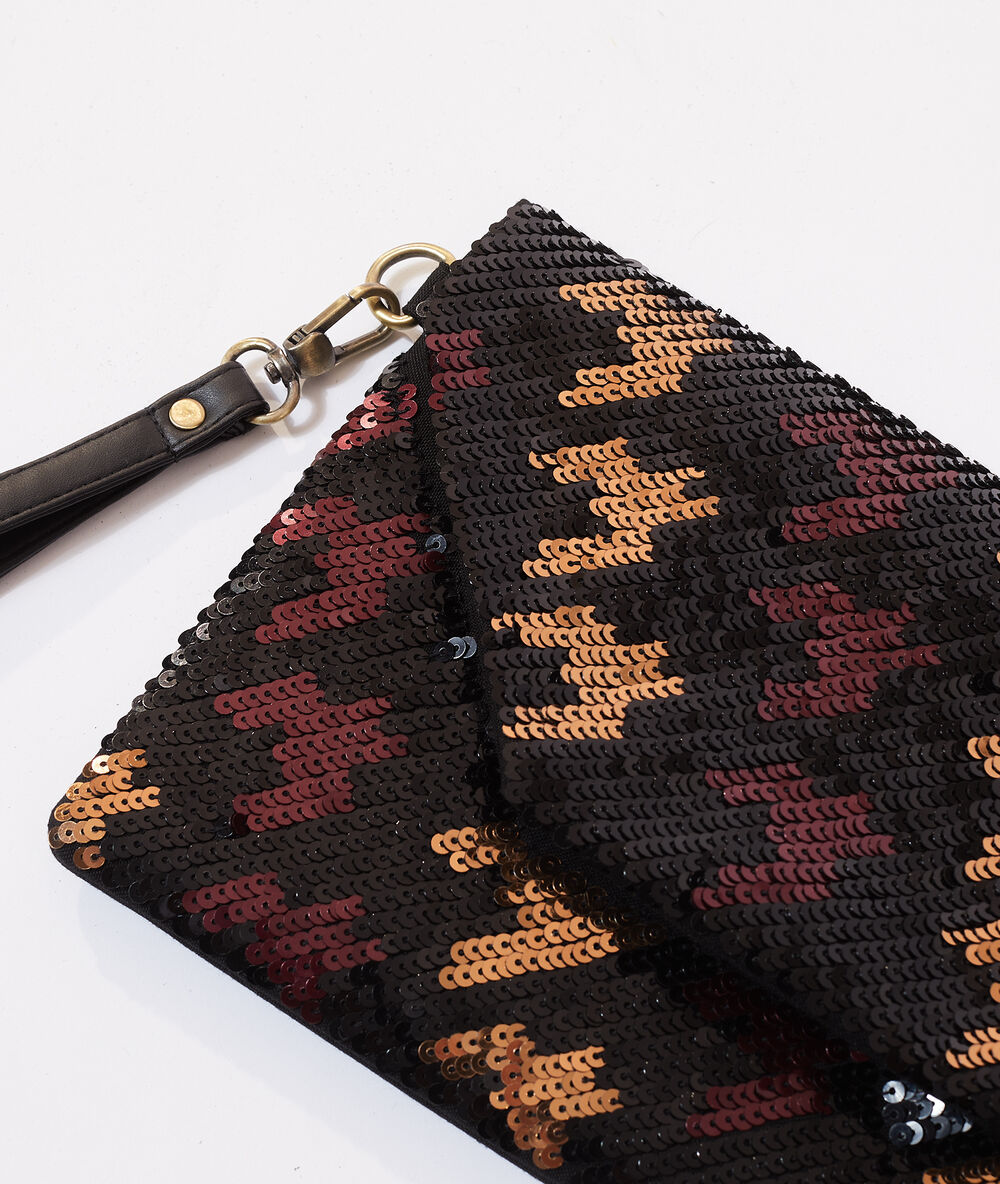 Bolso tipo cartera con lentejuelas negro.