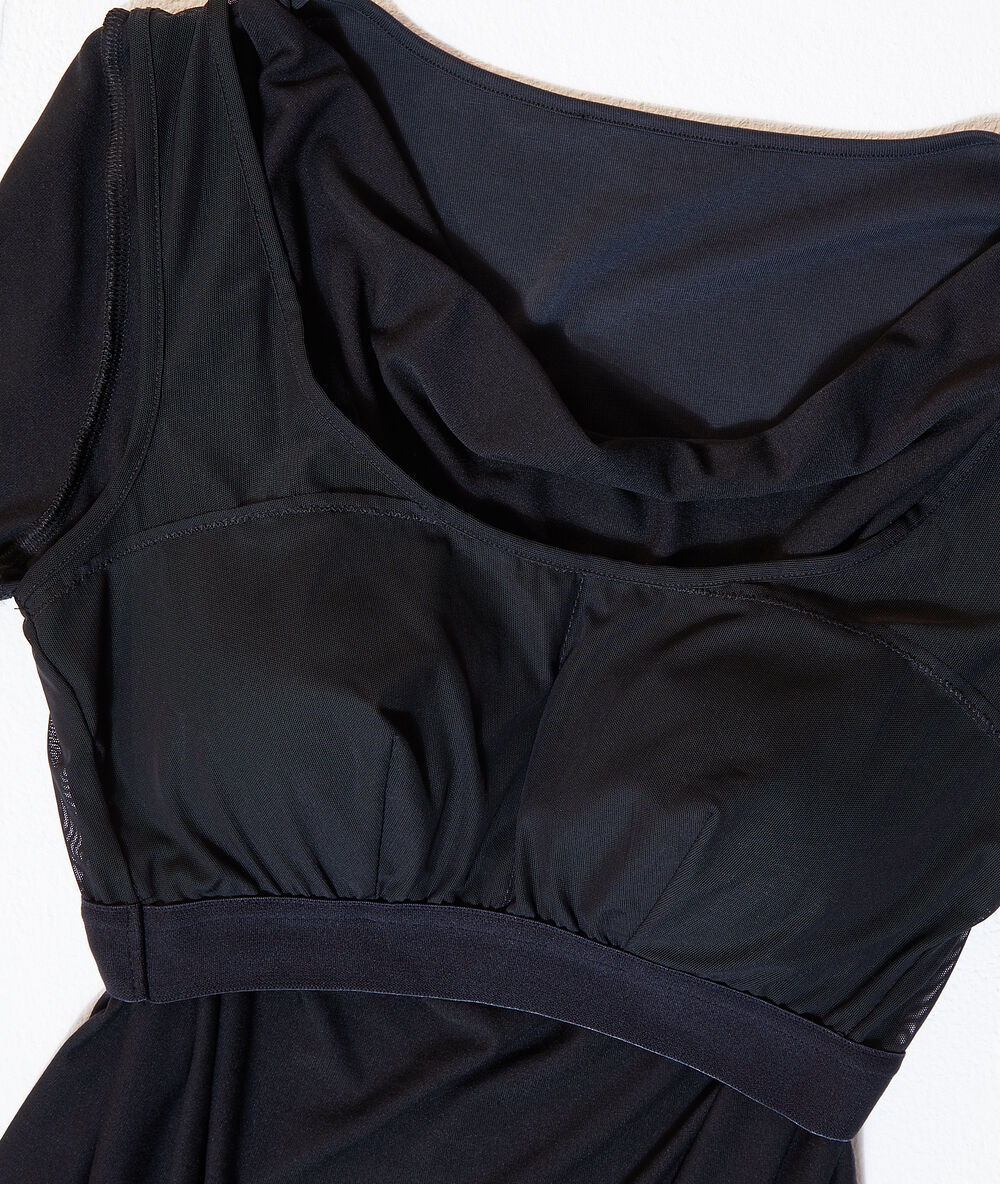 Body 2 en 1 top integrado negro.