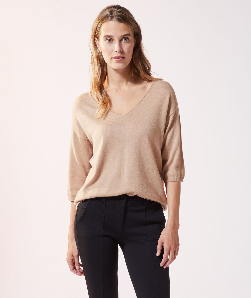 Jersey fino escote en v c.camel claro.