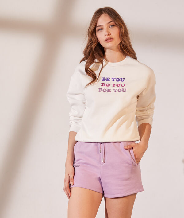 Sudadera con mensaje bordado Sudadera con mensaje bordado