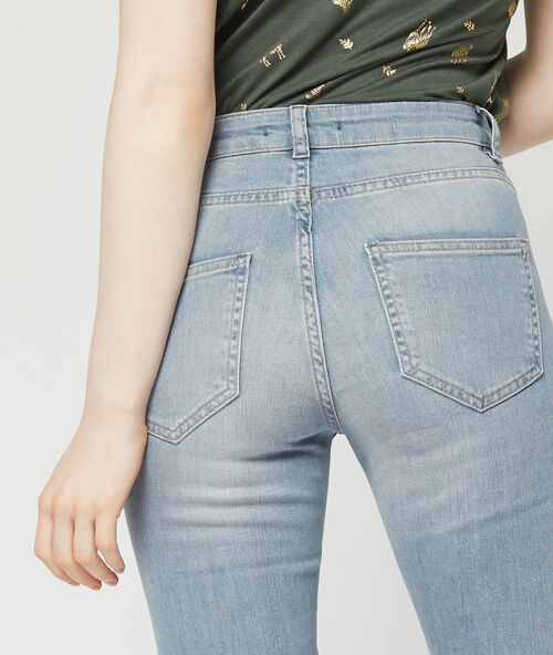 Vaquero ajustado denim.