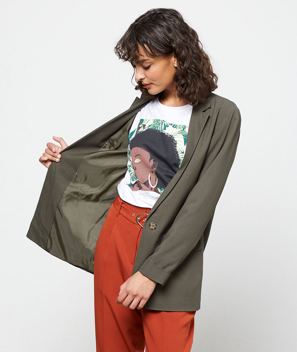 Chaqueta de sastre caqui.