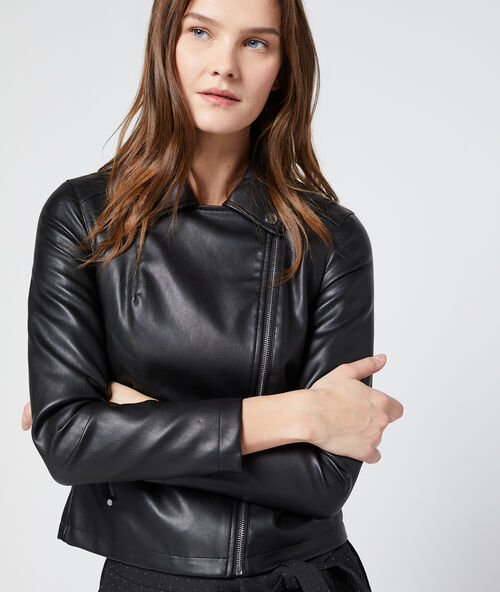 Chaqueta tipo biker efecto piel negro.
