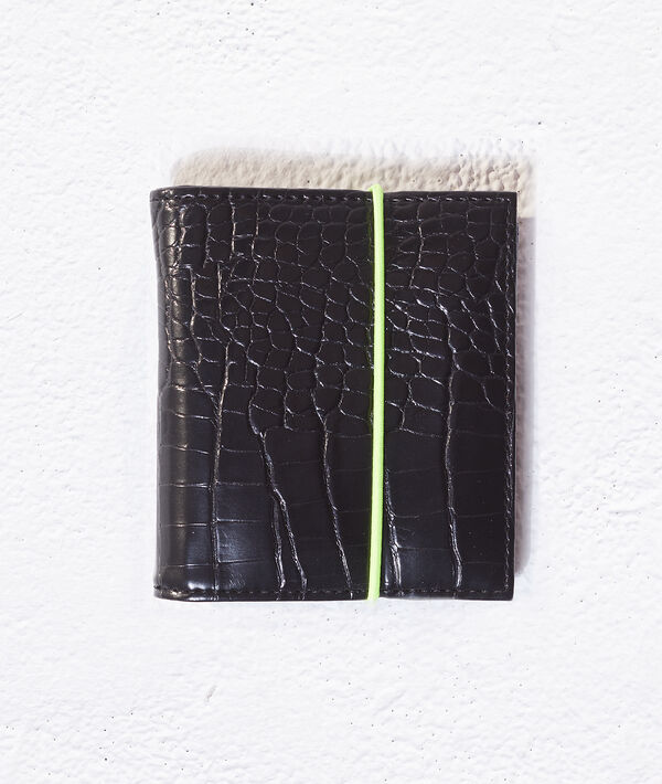 Cartera piel efecto cocodrilo Cartera piel efecto cocodrilo