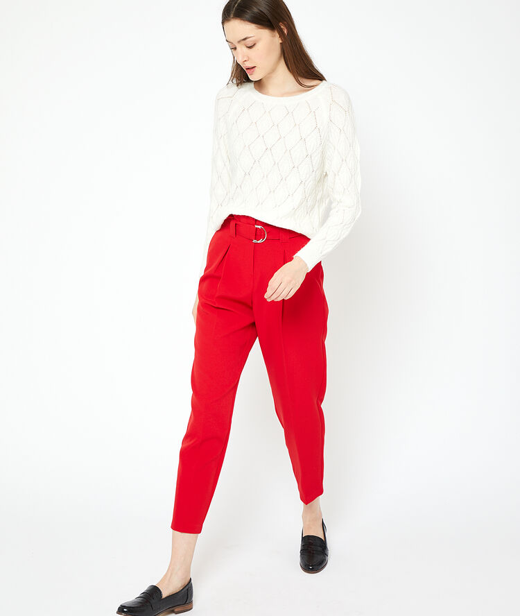 Pantalón talle alto carmín.
