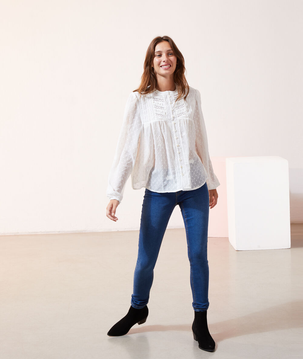 Blusa tul plumeti crudo.