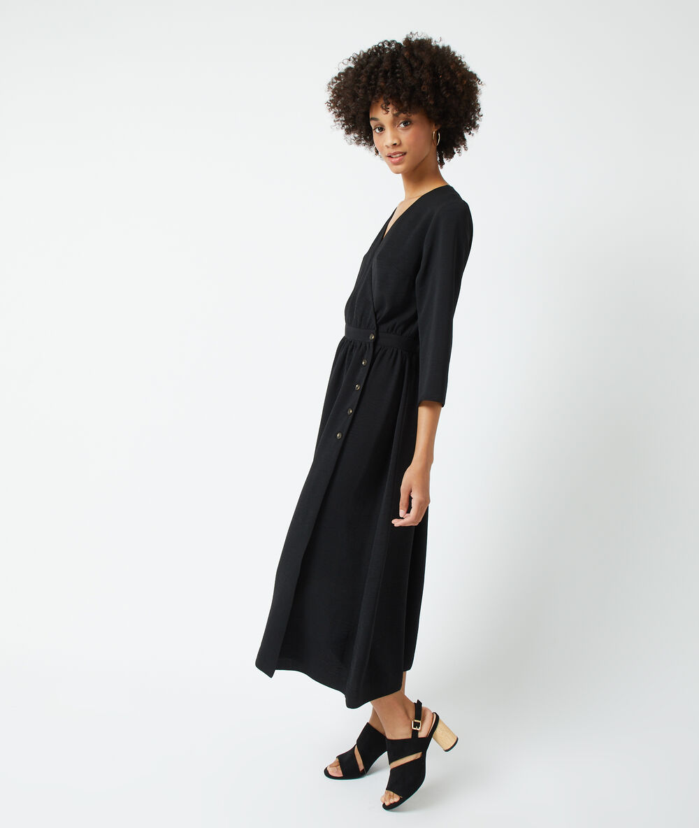 Vestido largo escote cruzado negro.