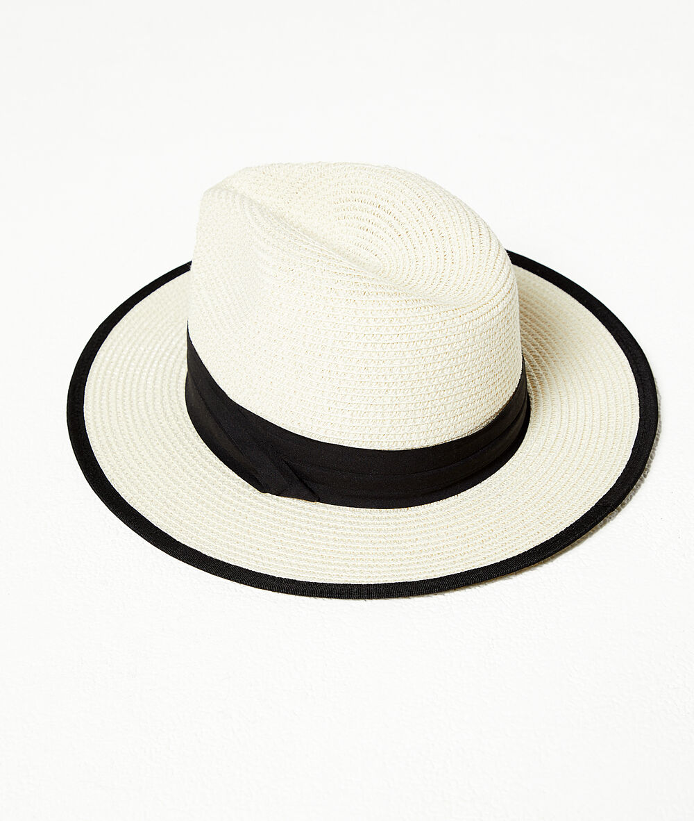 Sombrero bicolor blanco.