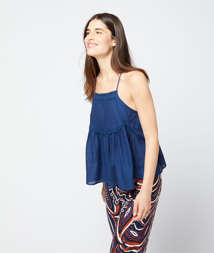 Top de tirante fino en algodón azul.