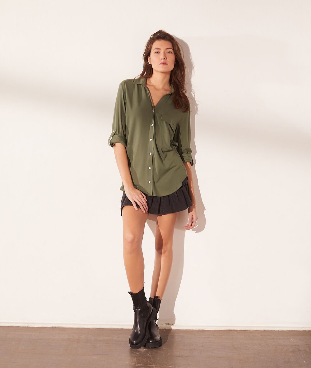 Camisa con bolsillo k.kaki.