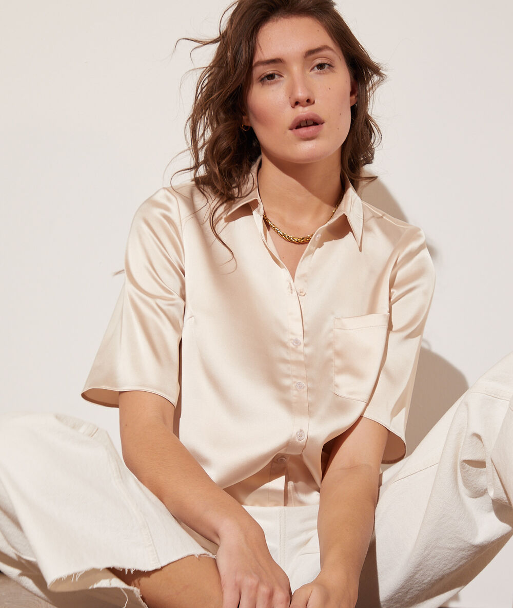 Camisa satinada crudo.