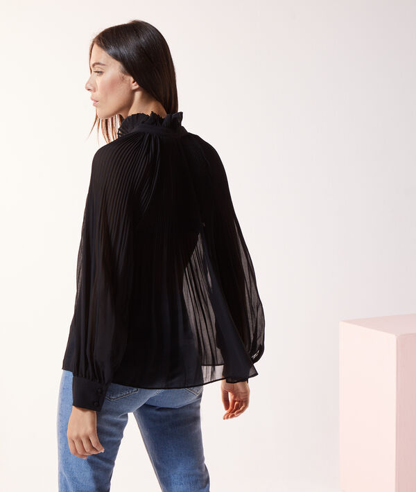 Blusa plisada con lazada Blusa plisada con lazada