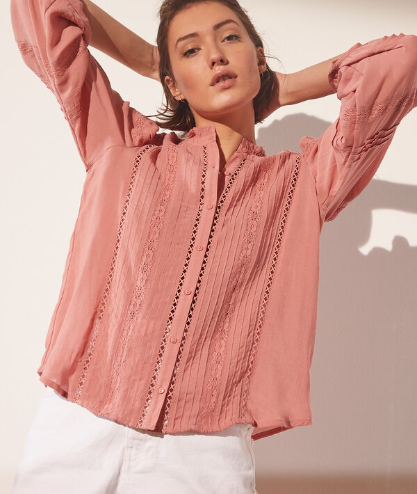 Camisa con motivos de encaje Camisa con motivos de encaje