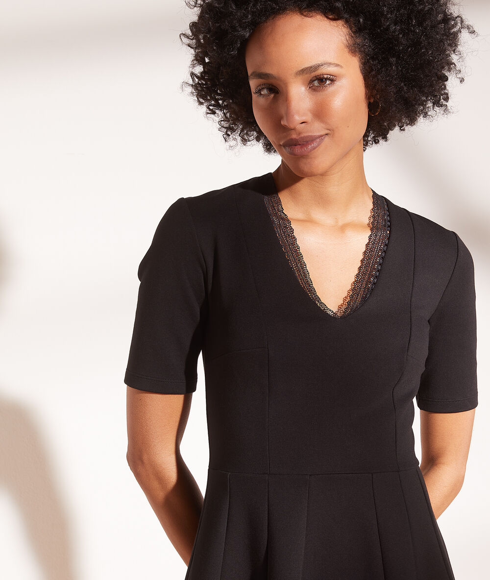 Vestido escote en v 2 en 1 negro.