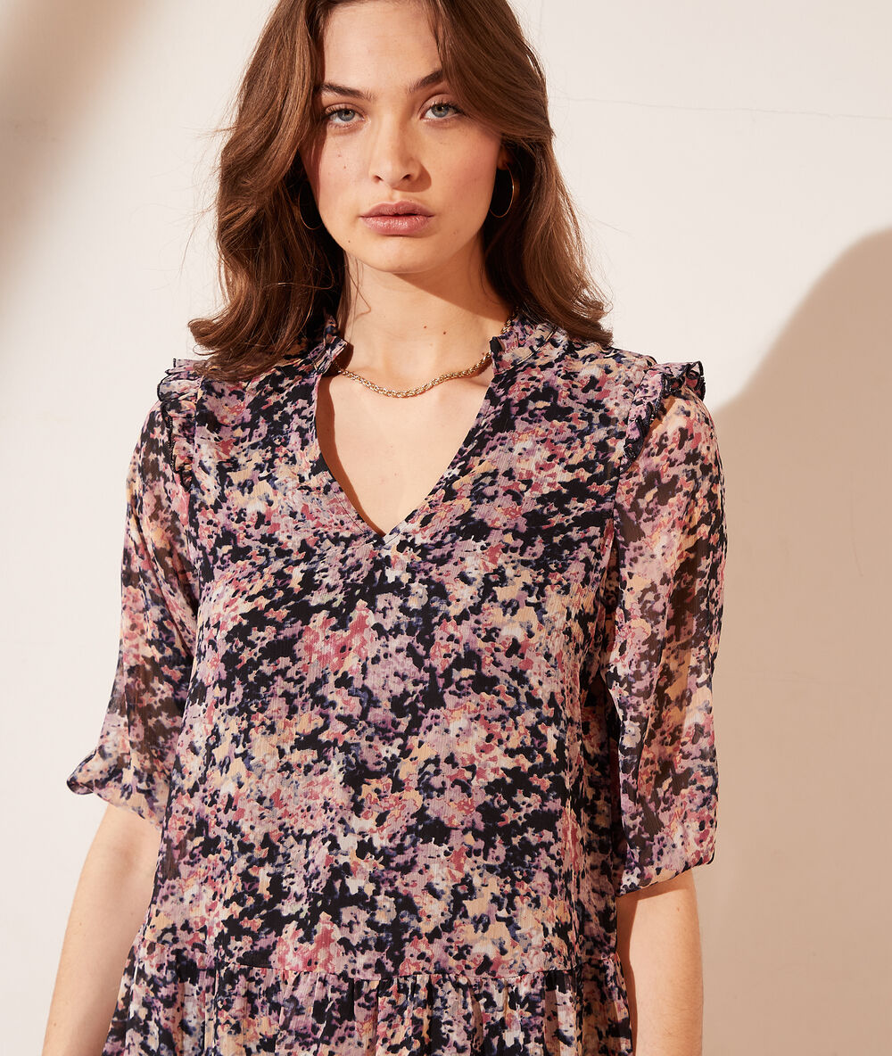 Vestido estampado floral marino.