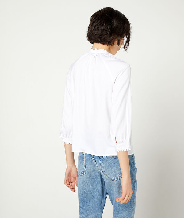 Blusa detalles de guipur Blusa detalles de guipur