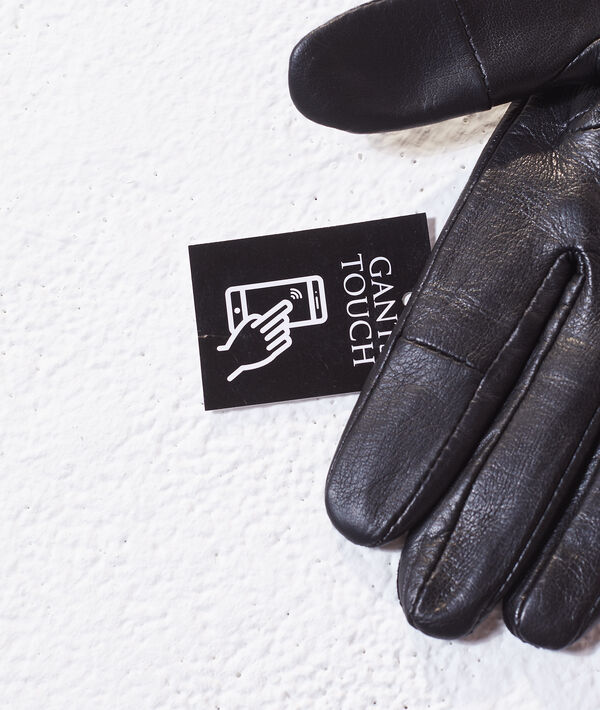 Guantes de piel con tachuelas Guantes de piel con tachuelas